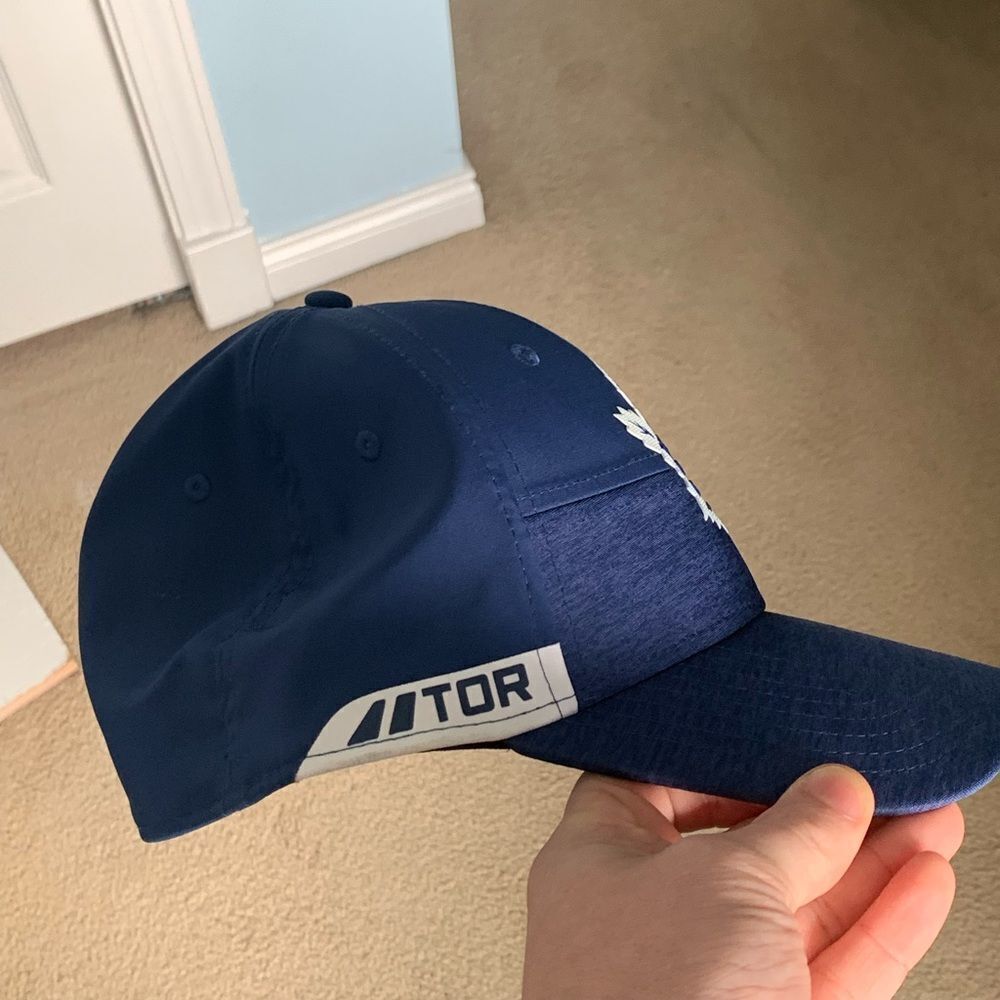Toronto Maple Leafs Blue Cap - Picture 2 of 5